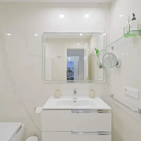 Luxury 2br Ocean Views Heated Pool Garage Costa Adeje